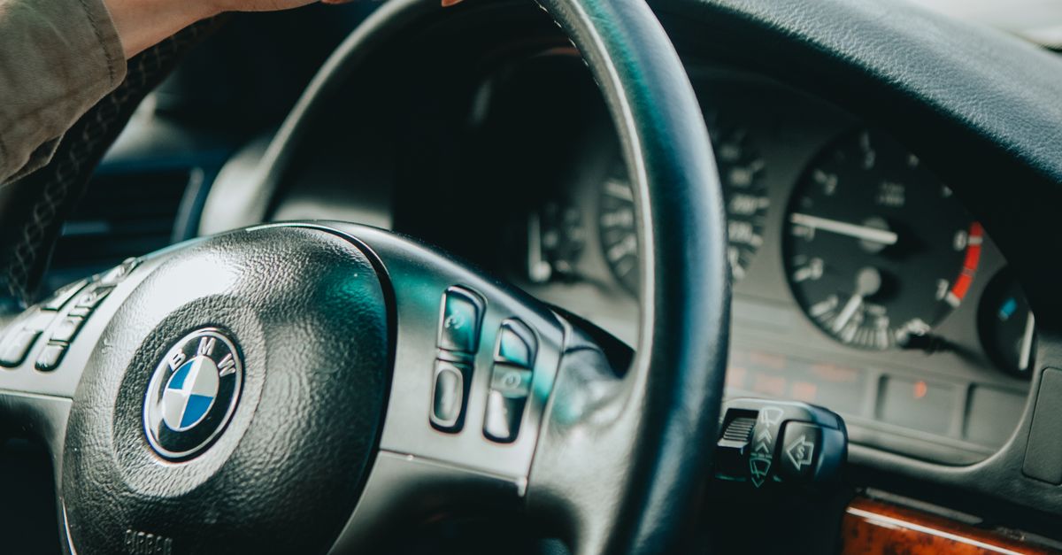 Recognising Warning Lights on Your Dashboard